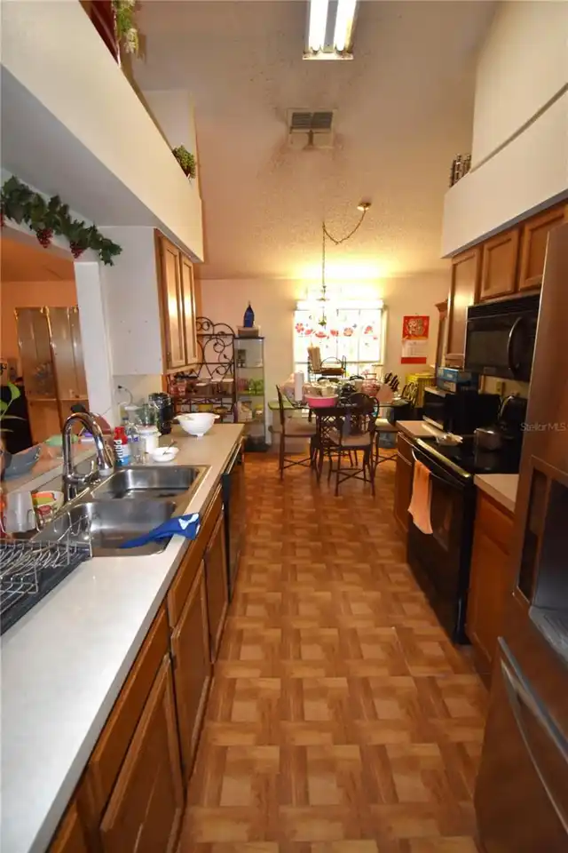 Listing Photo 7