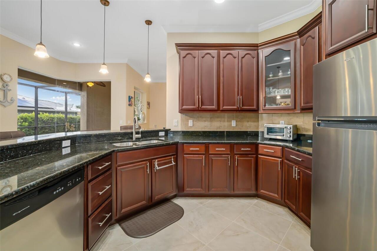 Listing Photo 10