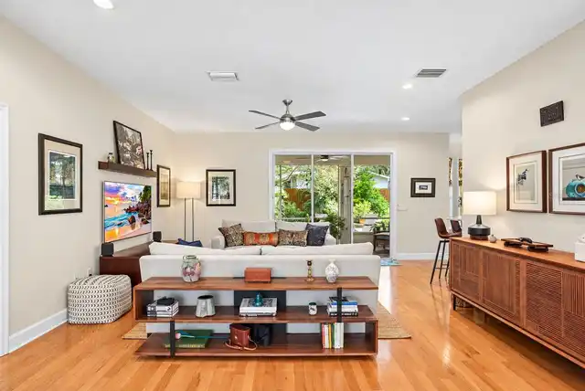 Listing Photo 19