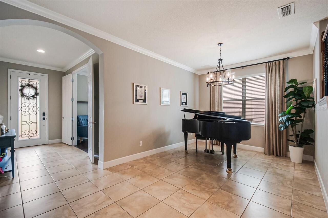 Listing Photo 10