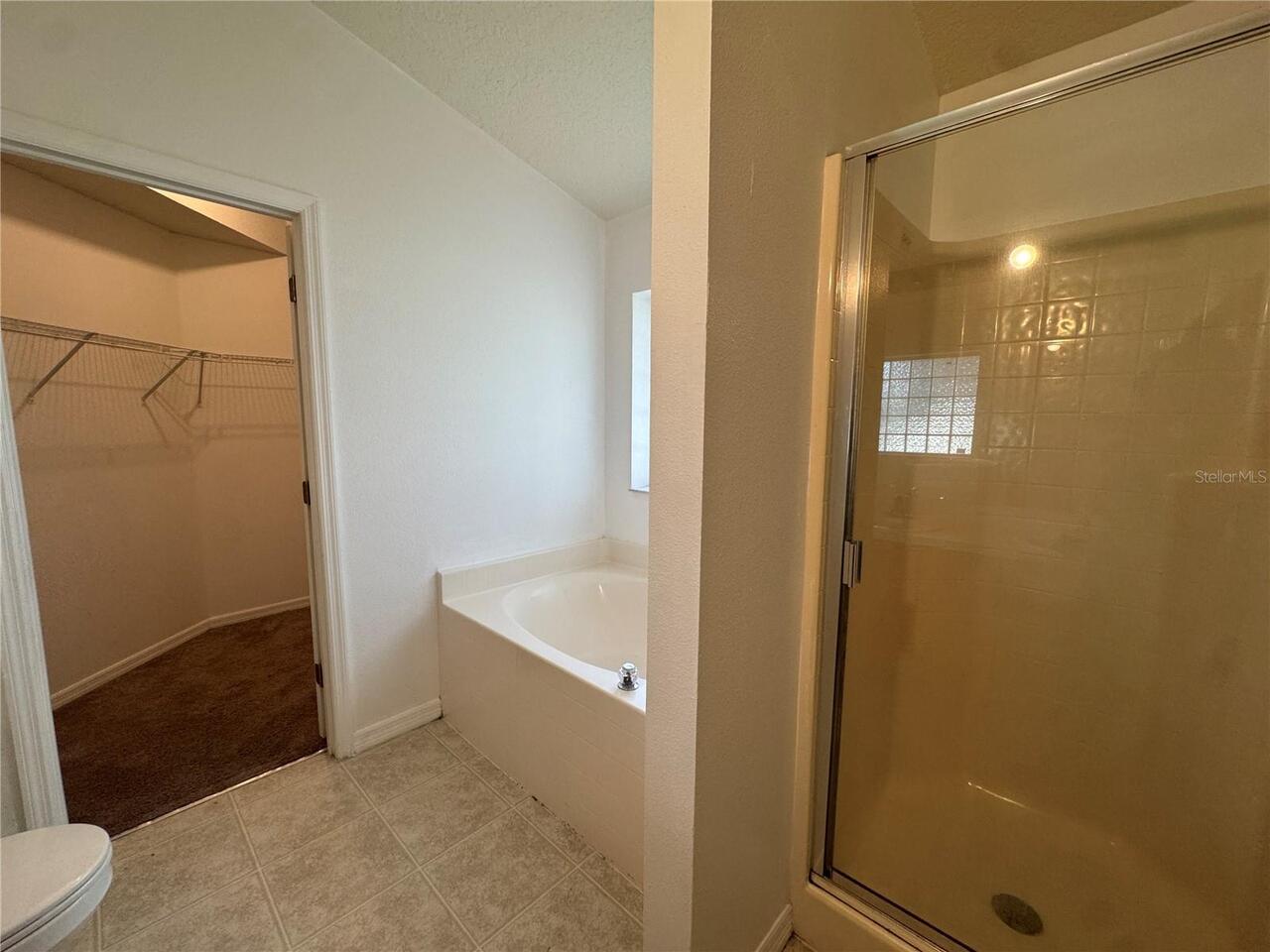 Listing Photo 12