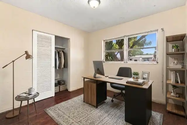 Listing Photo 6
