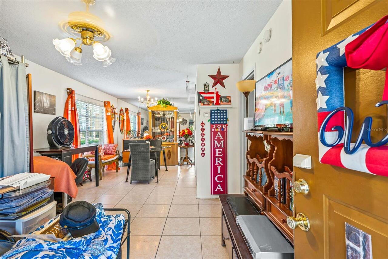 Listing Photo 16