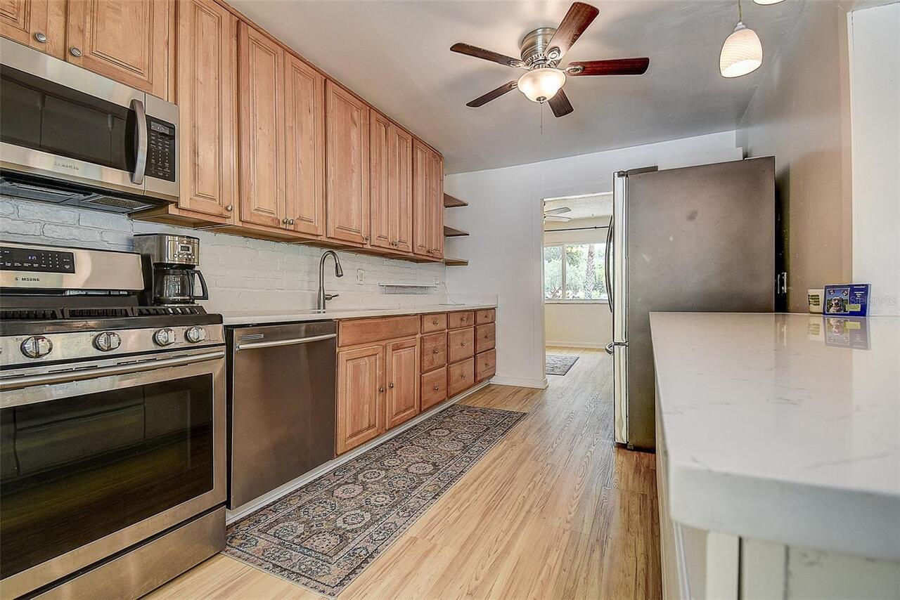 Listing Photo 15