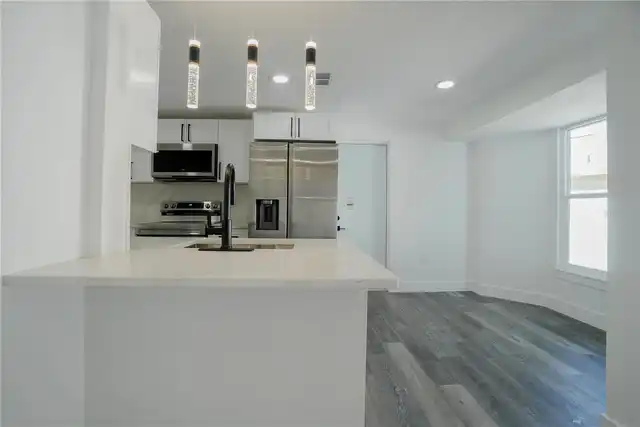 Listing Photo 19
