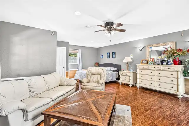 Listing Photo 41