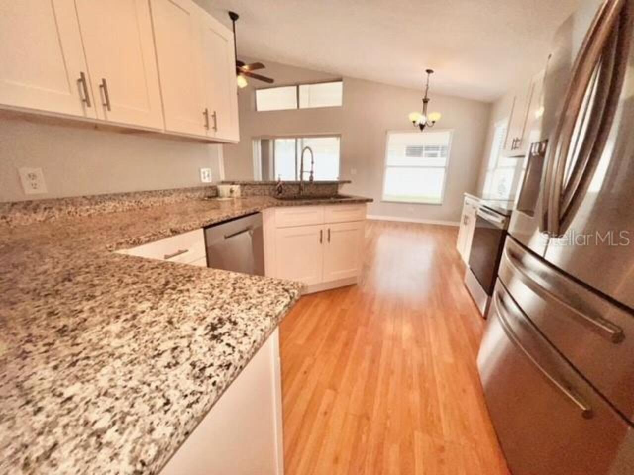 Listing Photo 9