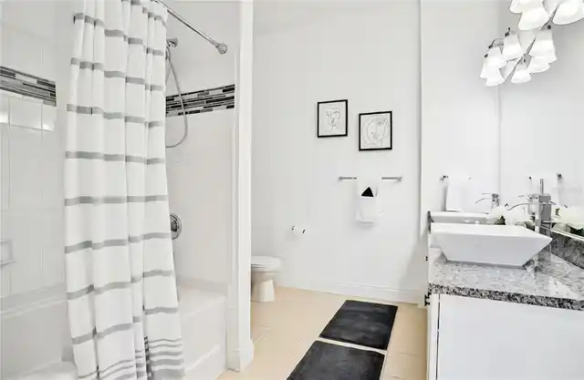 Listing Photo 15