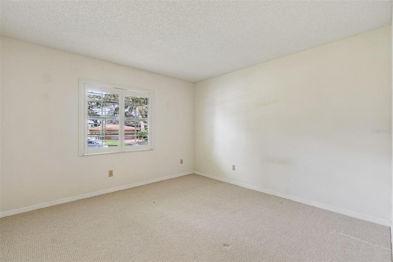 Listing Photo 24