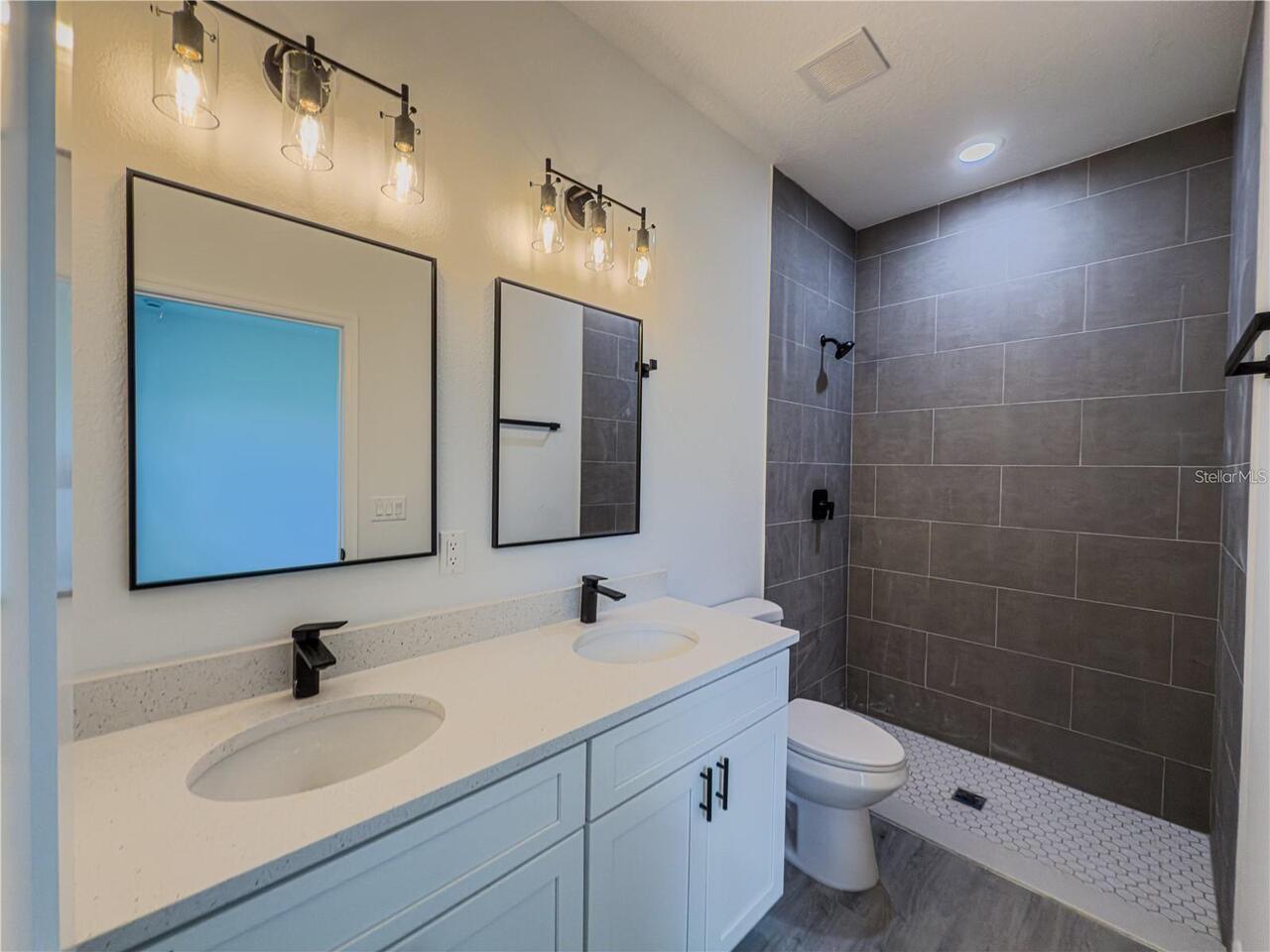 Listing Photo 75