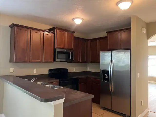 Listing Photo 7