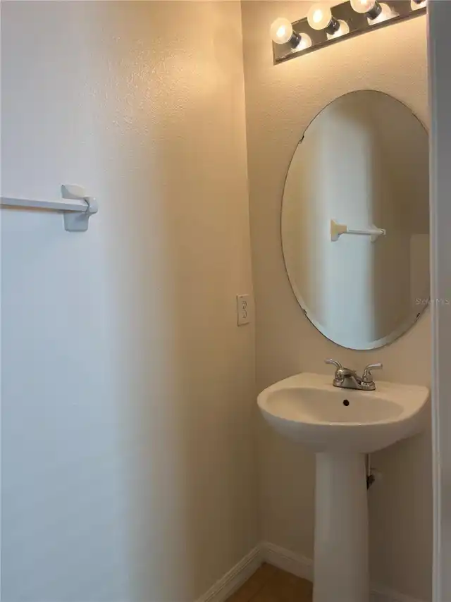Listing Photo 10