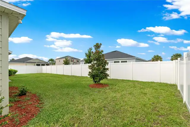 Listing Photo 7