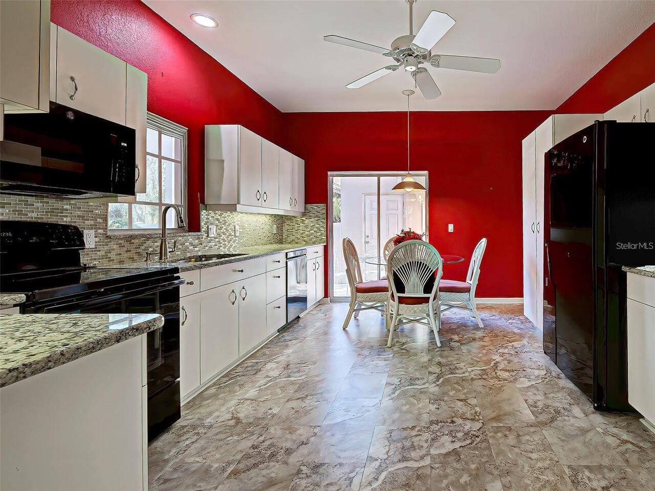 Listing Photo 7