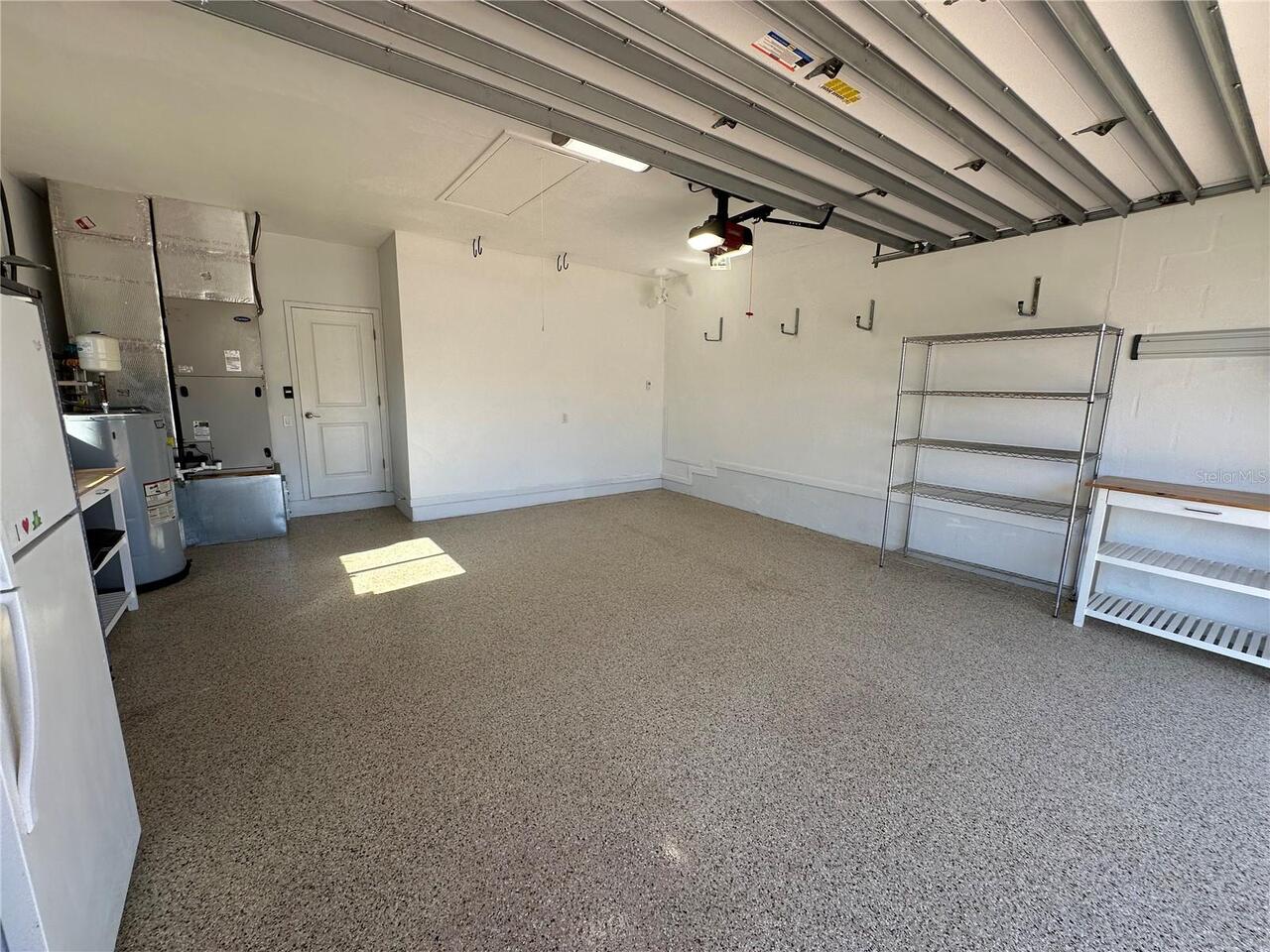 Listing Photo 8