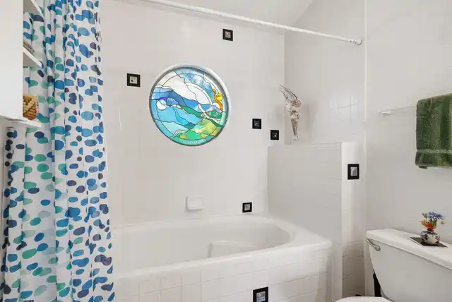 Listing Photo 18
