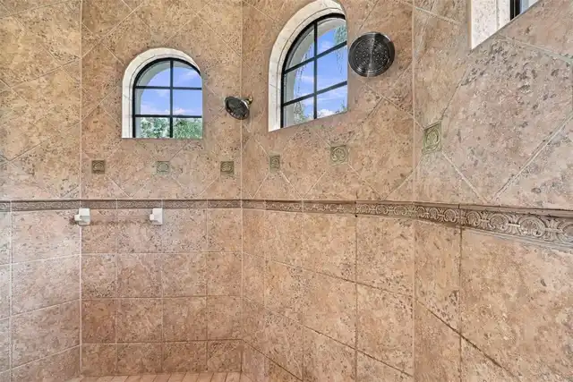 Listing Photo 29