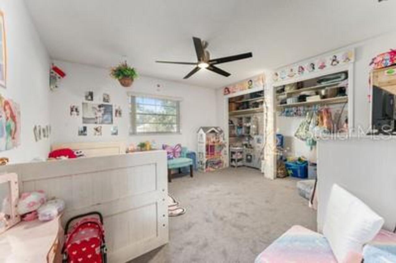 Listing Photo 16