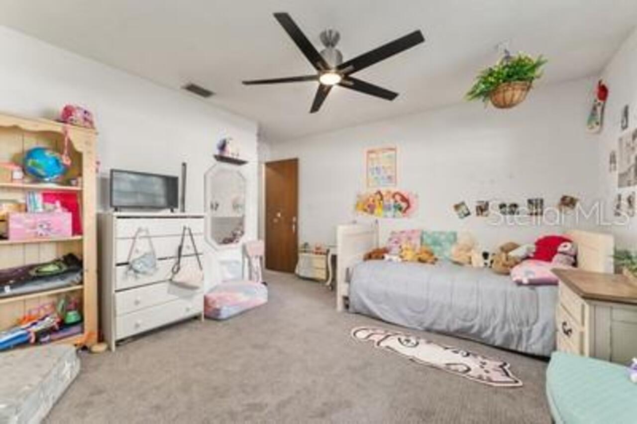 Listing Photo 17
