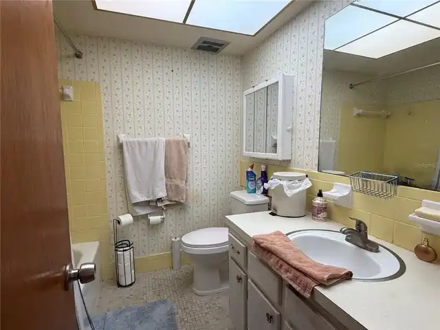 Listing Photo 15