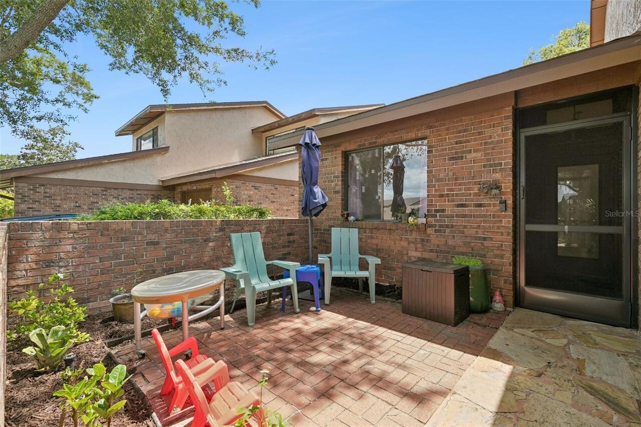 Listing Photo 10