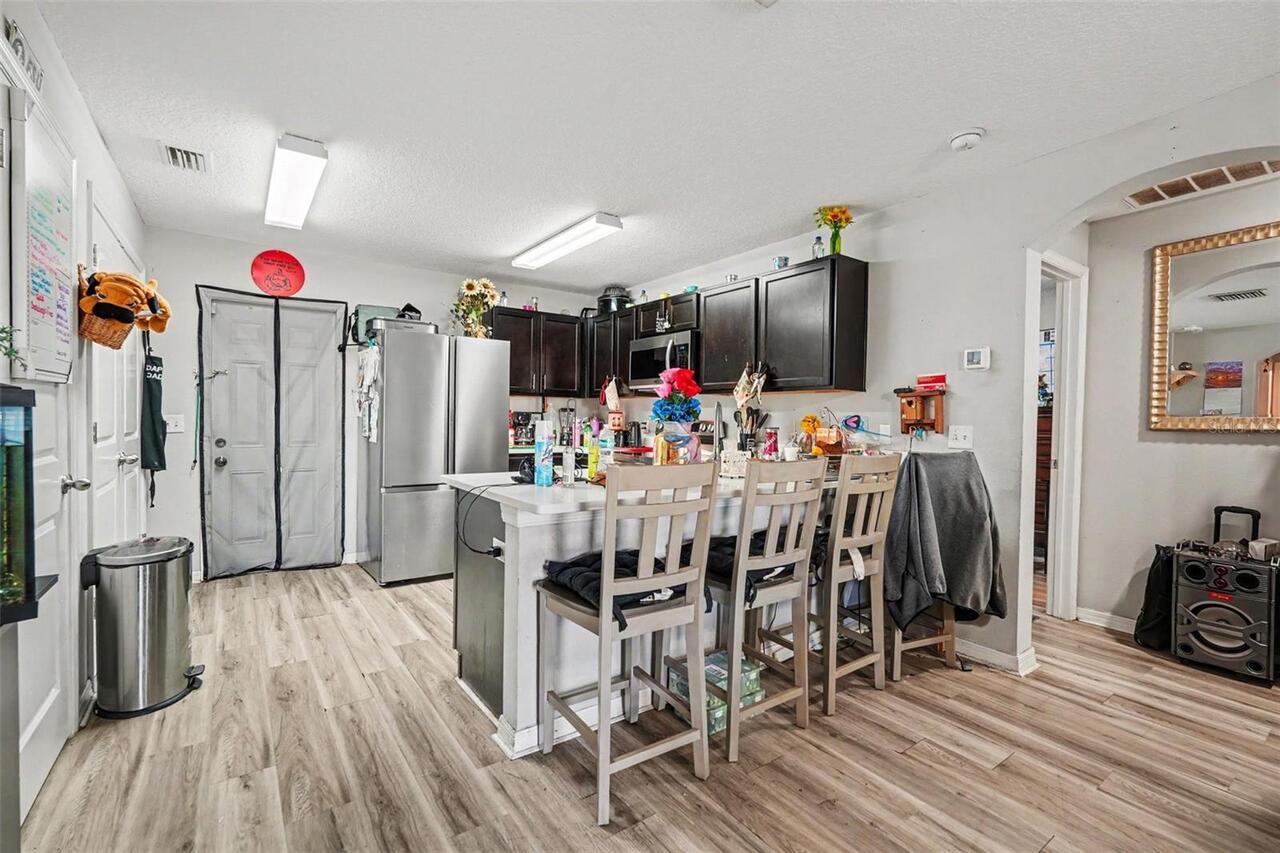 Listing Photo 9