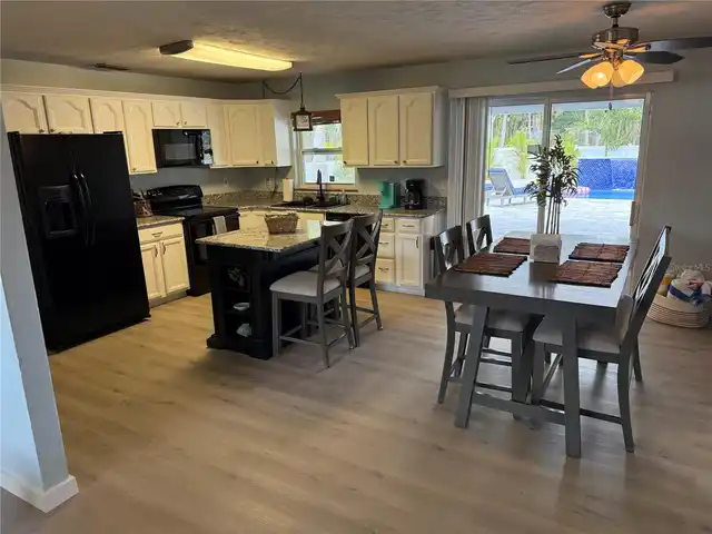 Listing Photo 23