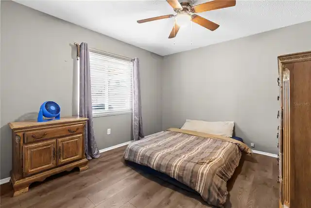 Listing Photo 17