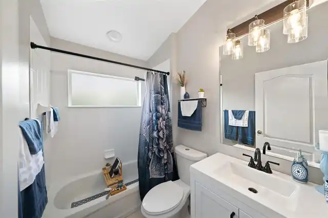 Listing Photo 20