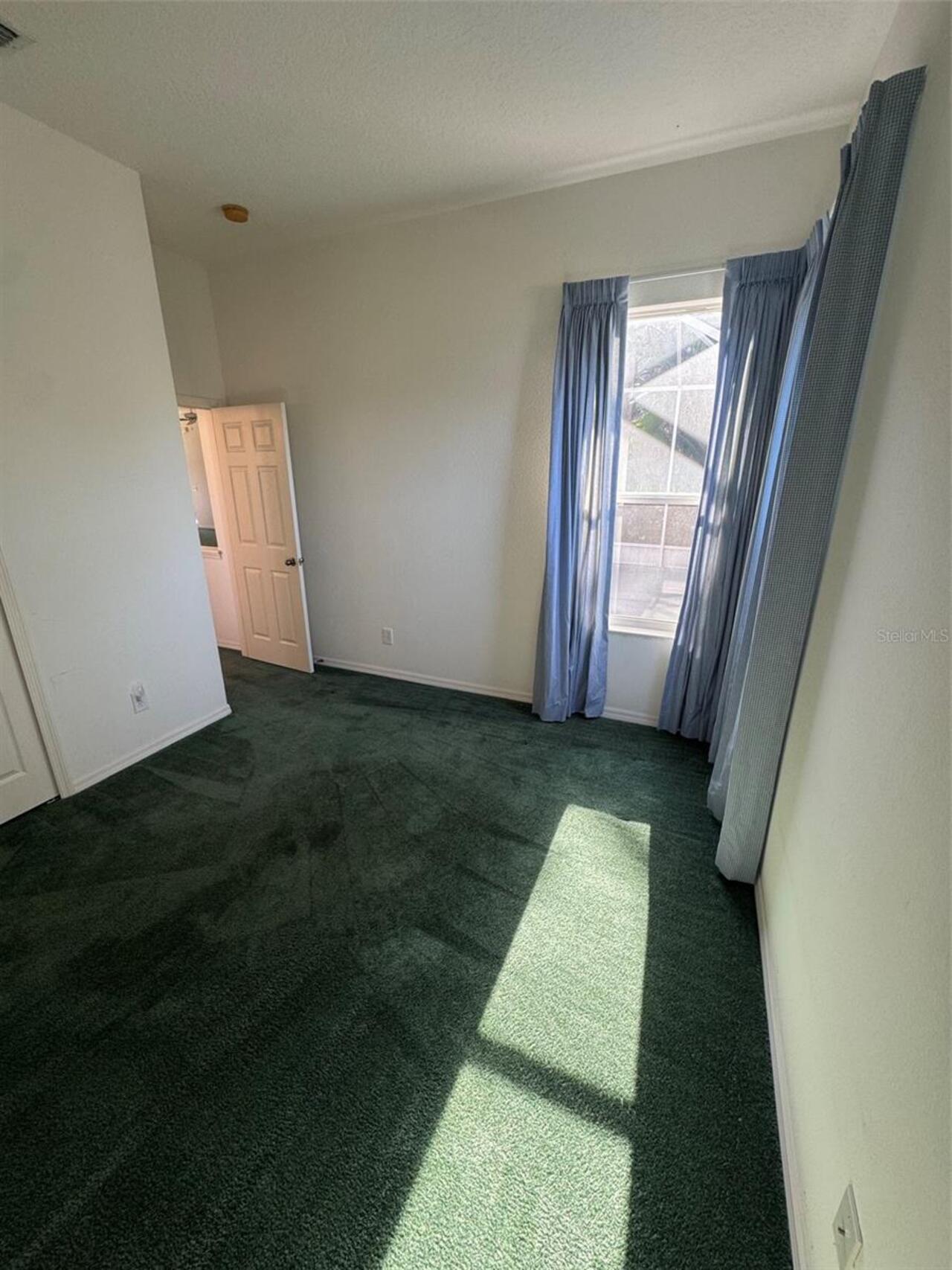 Listing Photo 14