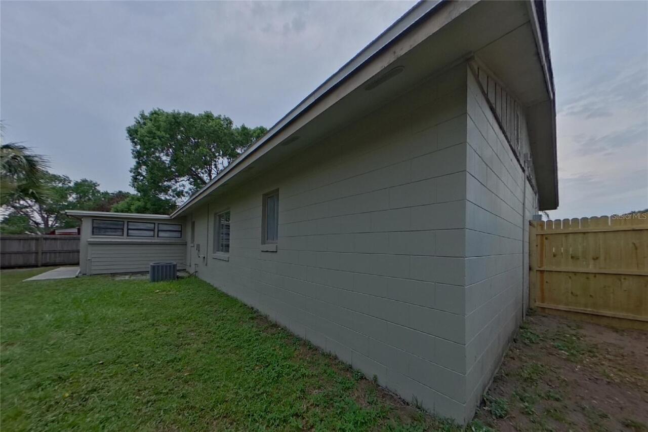 Listing Photo 15