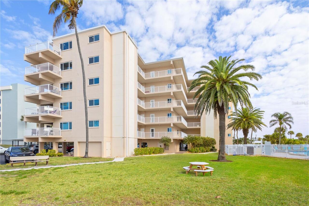 Sarasota Real Estate