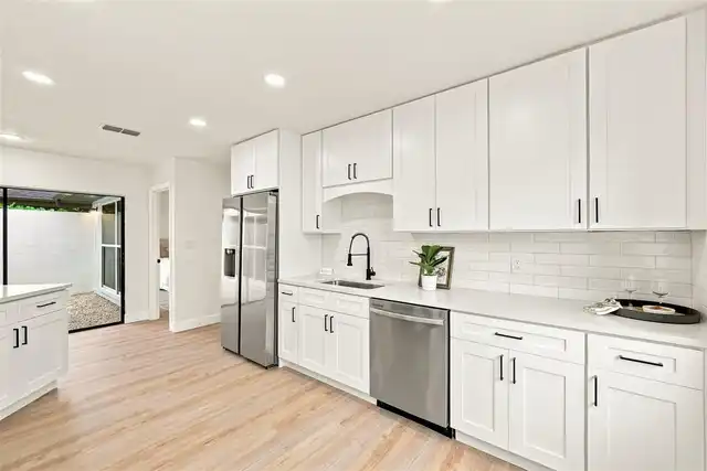 Listing Photo 15