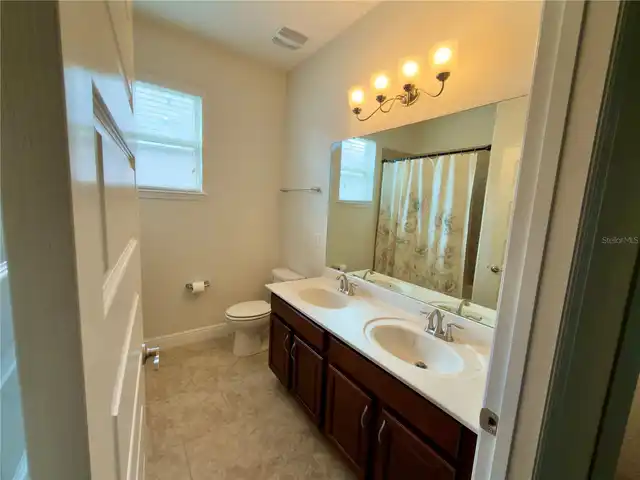 Listing Photo 34