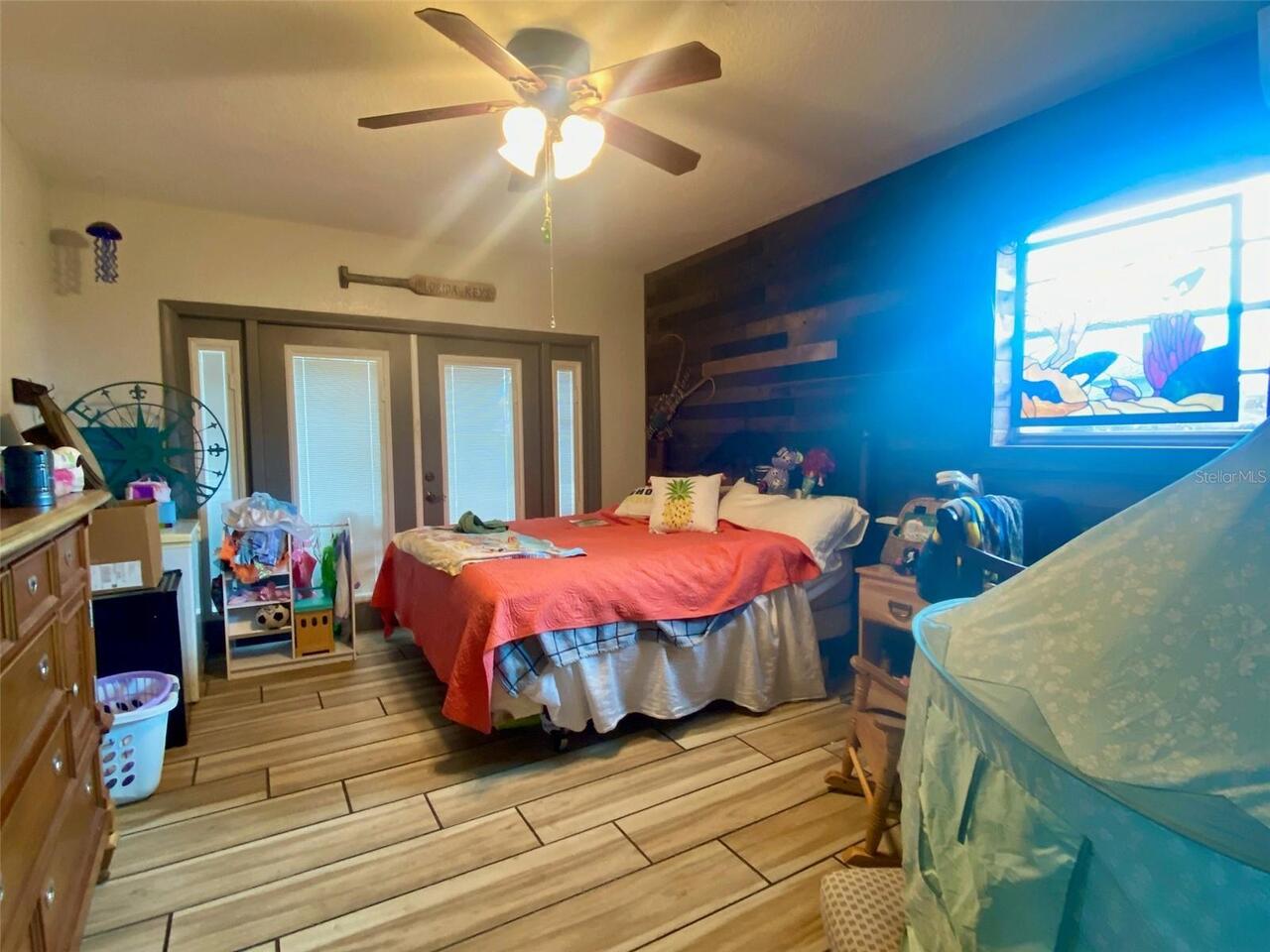 Listing Photo 8