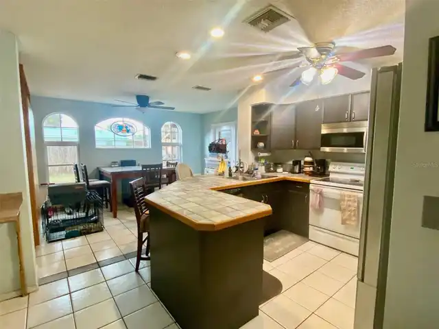 Listing Photo 15