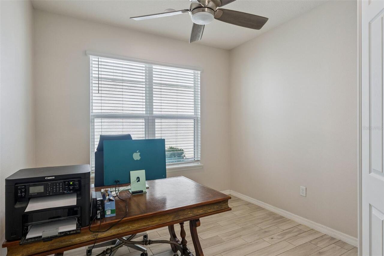 Listing Photo 10