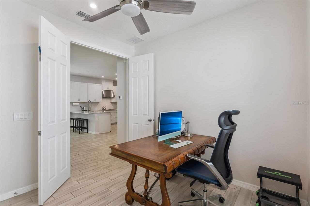 Listing Photo 11