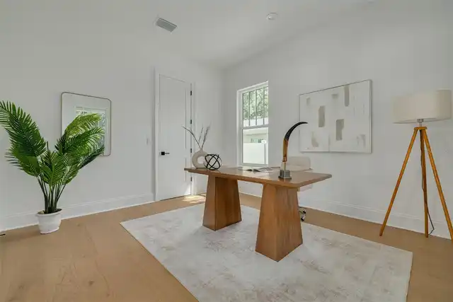 Listing Photo 17