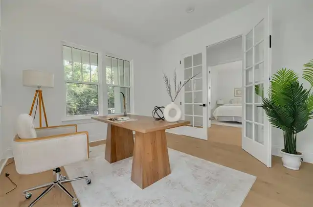 Listing Photo 18