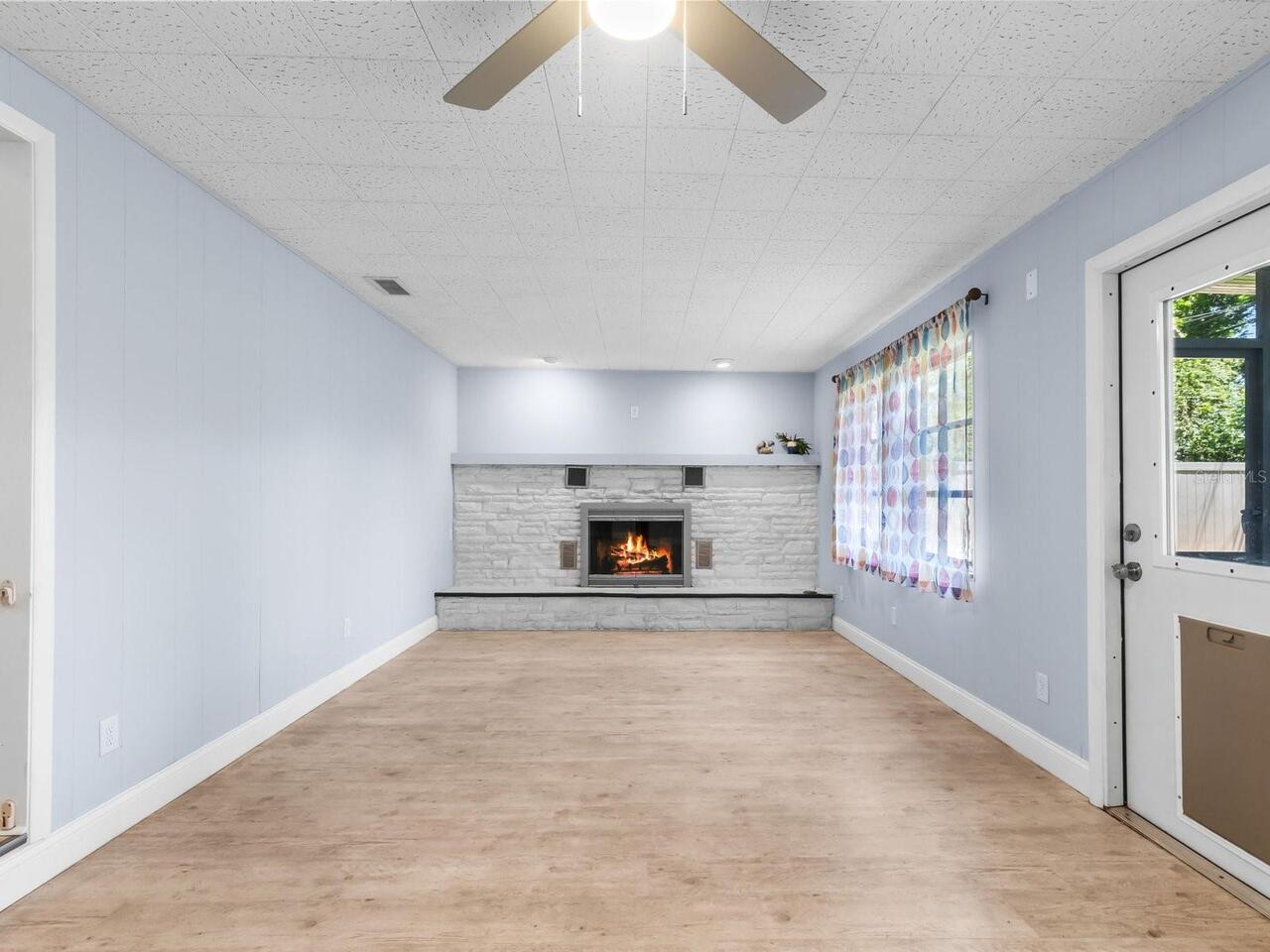 Listing Photo 15