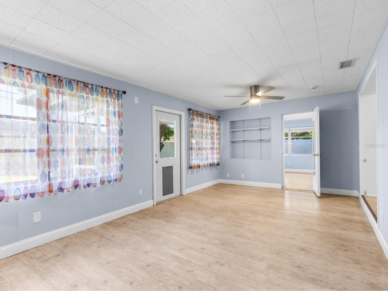 Listing Photo 17