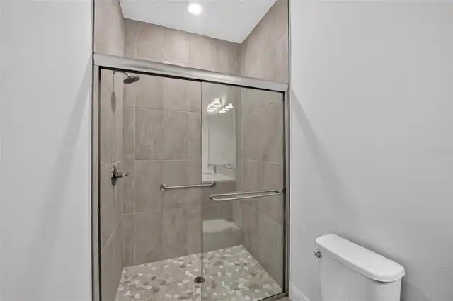 Listing Photo 33