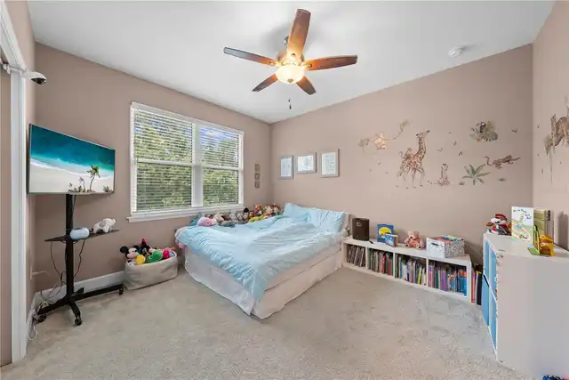Listing Photo 34