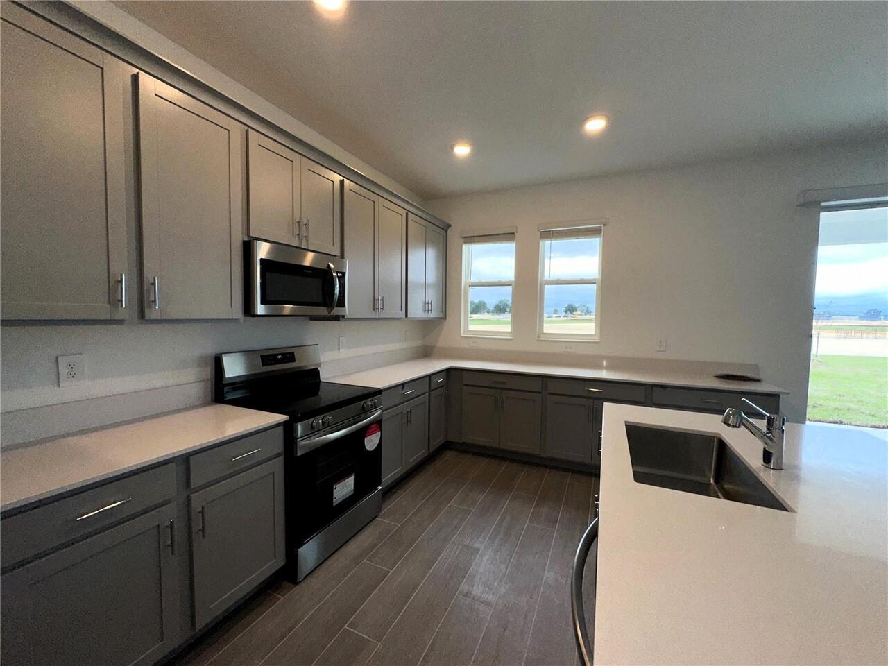 Listing Photo 7