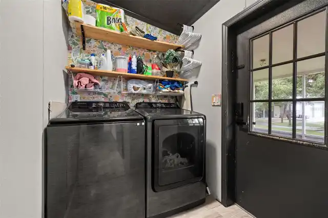 Listing Photo 18