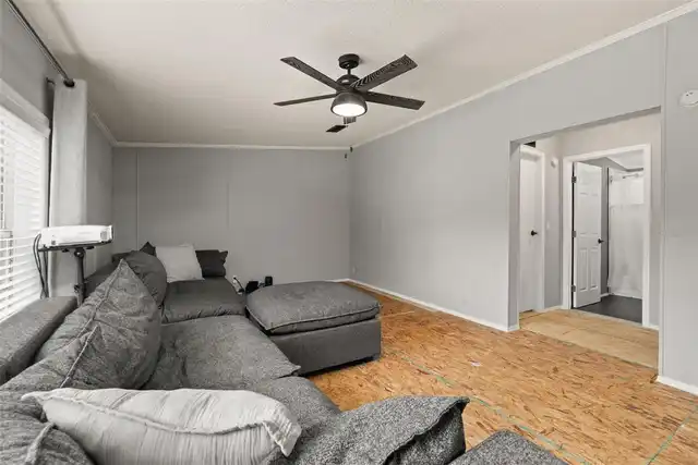 Listing Photo 21
