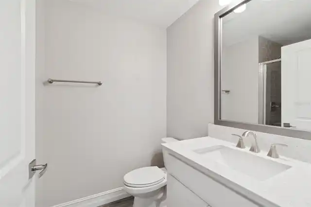 Listing Photo 11