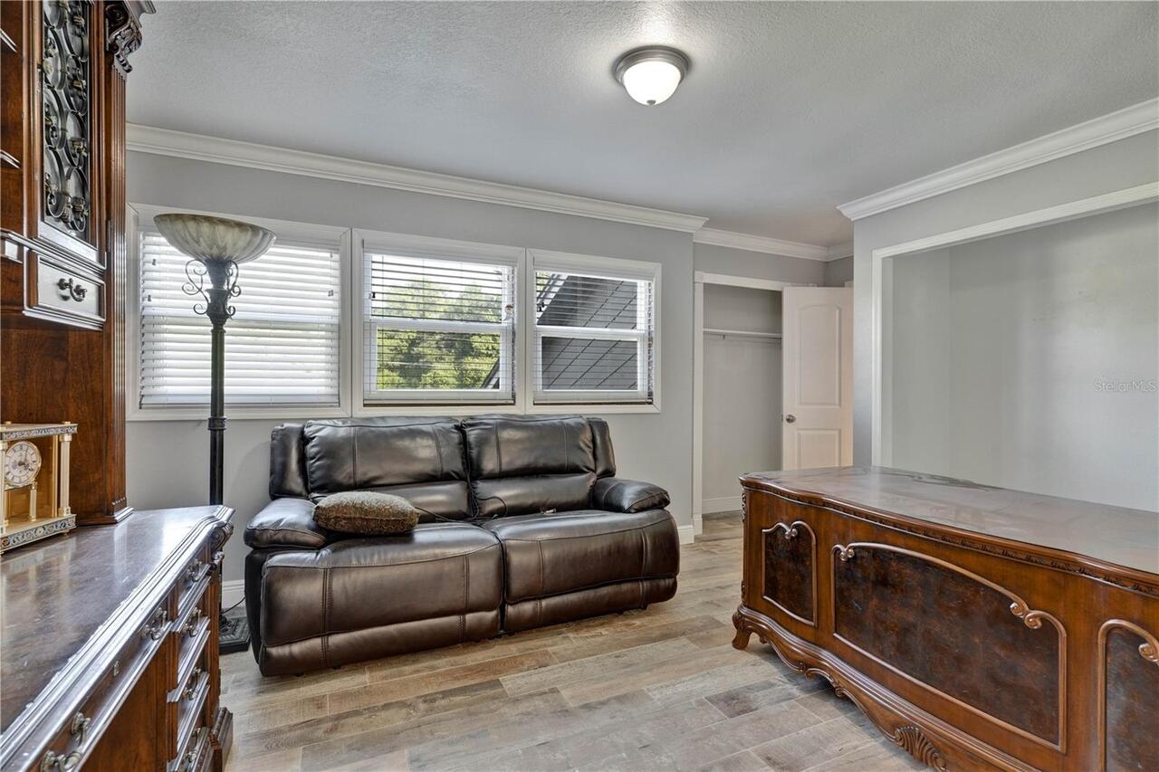 Listing Photo 20