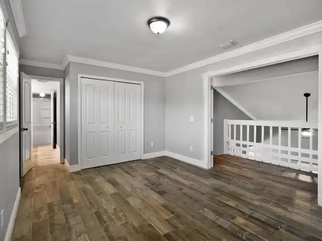 Listing Photo 14